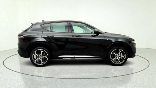 Alfa Black 2024 Alfa Romeo Tonale Ti EAWD