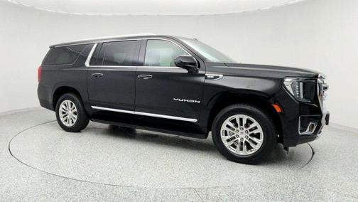 2022 GMC Yukon XL SLT