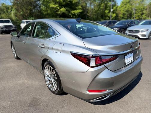 Atomic Silver 2019 Lexus ES 350 Luxury