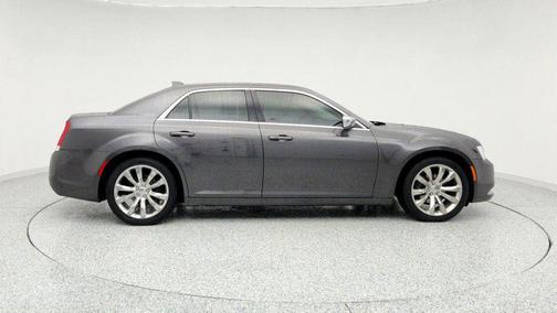 2021 Chrysler 300 Touring