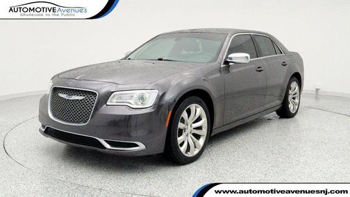 2021 Chrysler 300 Touring