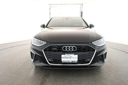 2022 Audi A4 45 S line Premium Plus