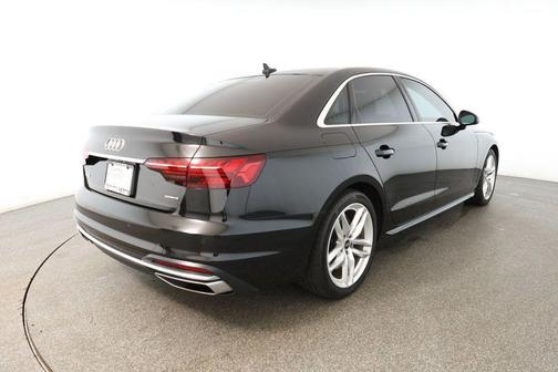 2022 Audi A4 45 S line Premium Plus