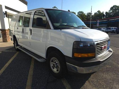 2023 GMC Savana 2500 Work Van