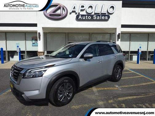 2025 Nissan Pathfinder SV FWD