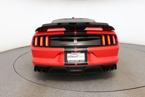 2019 Ford Shelby GT350 Base