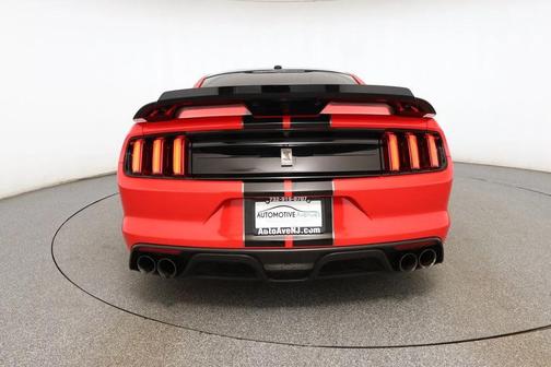 2019 Ford Shelby GT350 Base