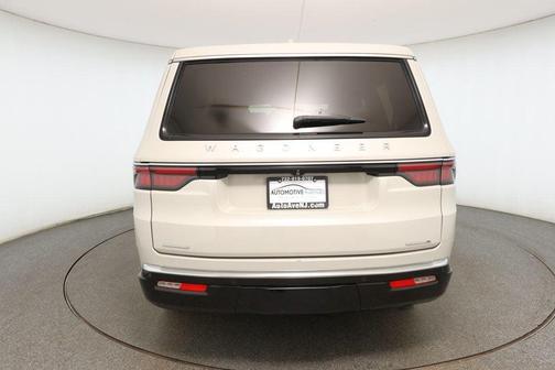 2022 Jeep Wagoneer Series I 4x4