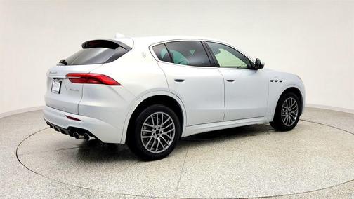 Bianco Astro Metallic 2023 Maserati Grecale GT