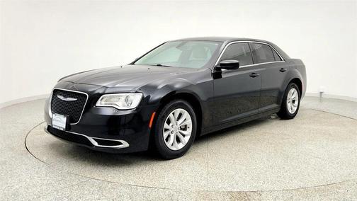 2022 Chrysler 300 Touring