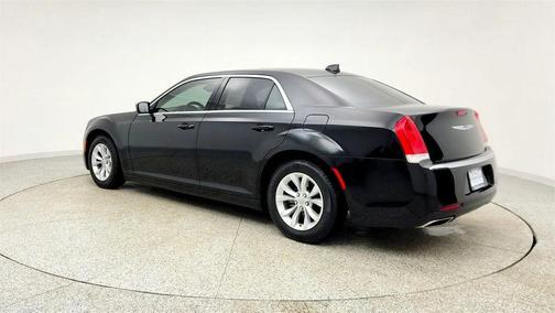 2022 Chrysler 300 Touring