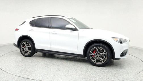 2022 Alfa Romeo Stelvio Sprint