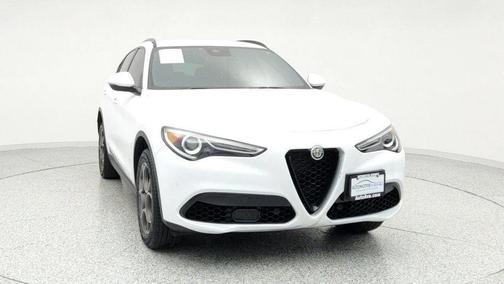 2022 Alfa Romeo Stelvio Sprint