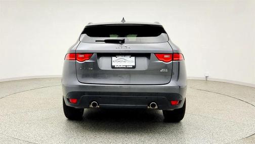 Ammonite Grey Metallic 2017 Jaguar F-PACE 35t Prestige