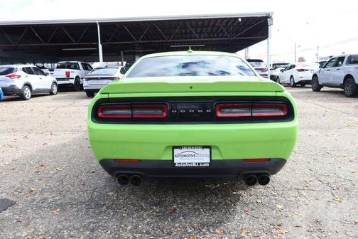 2015 Dodge Challenger SRT 392