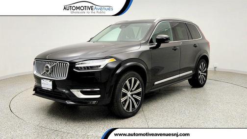 Onyx Black Metallic 2024 Volvo XC90 B5 Core Bright Theme