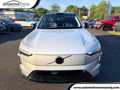 Silver Dawn Metallic 2025 Volvo EX90 Ultra, Twin Motor, Fully electric, 6 Seats