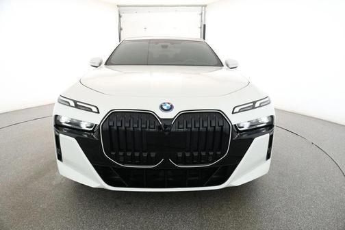 2024 BMW i7 eDrive50