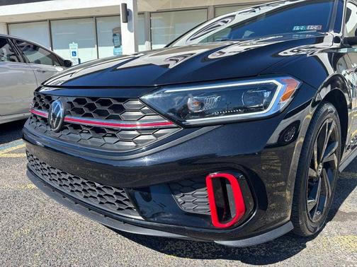 2024 Volkswagen Jetta GLI 2.0T Autobahn