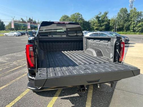 2024 GMC Sierra 2500 Denali