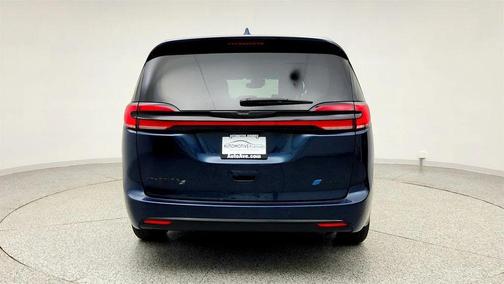 2022 Chrysler Pacifica Hybrid Limited