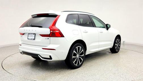 Crystal White Metallic 2024 Volvo XC60 B5 Plus Dark Theme