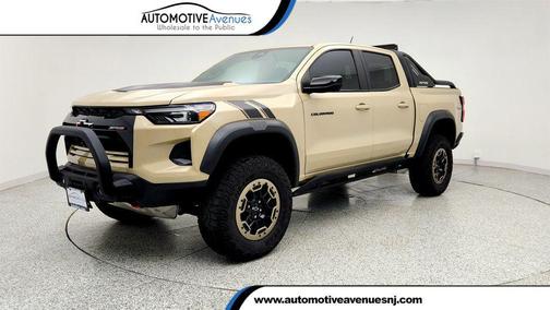 Sand Dune Metallic 2023 Chevrolet Colorado ZR2