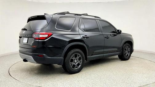 2023 Honda Pilot AWD TrailSport