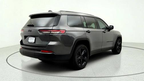 Baltic Gray Metallic Clearcoat 2024 Jeep Grand Cherokee L Altitude