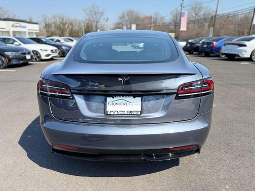 Midnight Silver Metallic 2022 Tesla Model S Plaid