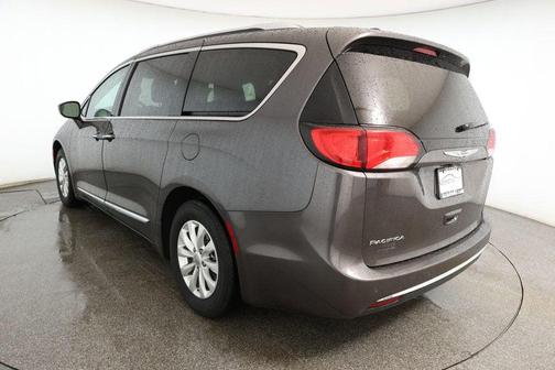 2018 Chrysler Pacifica Touring-L