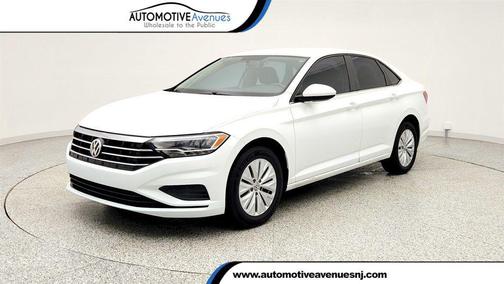 Pure White 2019 Volkswagen Jetta 1.4T S