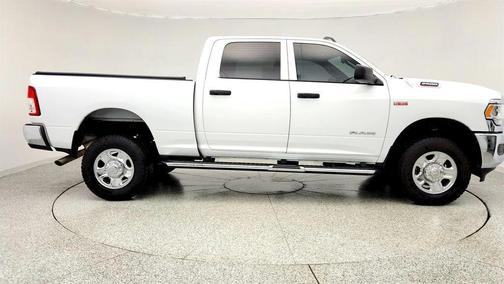 2021 RAM 2500 Tradesman Crew Cab 4x4 6'4' Box