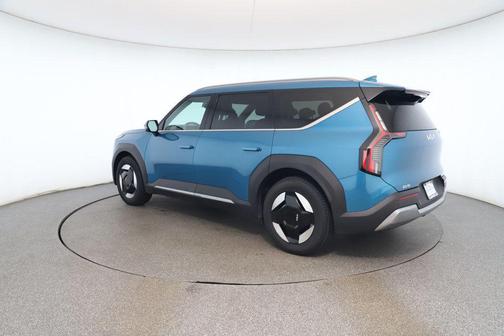 2024 Kia EV9 Wind