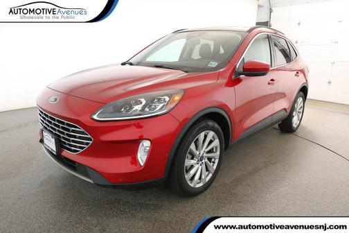 2022 Ford Escape Titanium