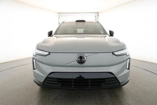 2025 Volvo EX90 Twin Motor Plus