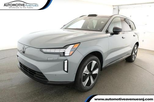 2025 Volvo EX90 Twin Motor Plus