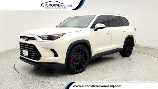 Coastal Cream 2024 Toyota Grand Highlander XLE