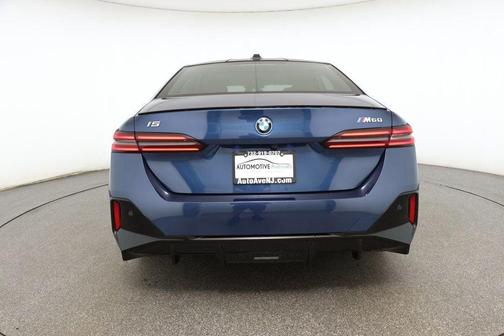 2024 BMW i5 M60