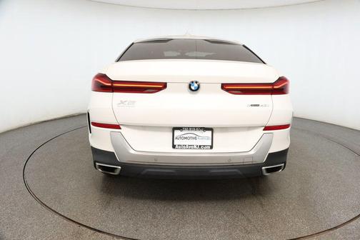 2022 BMW X6 xDrive40i