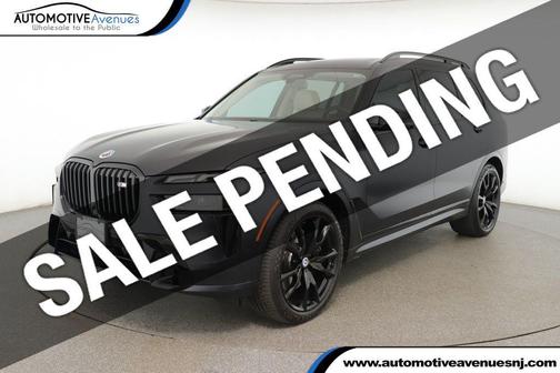 2023 BMW X7 M60i