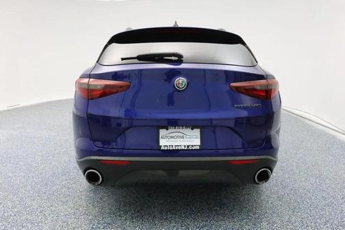 2021 Alfa Romeo Stelvio Base
