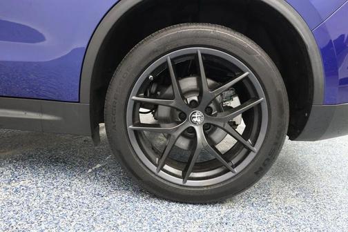 2021 Alfa Romeo Stelvio Base