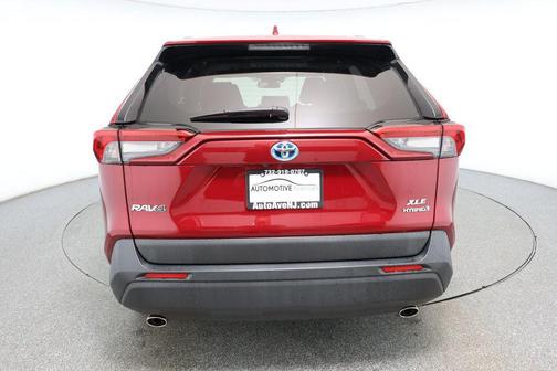 2023 Toyota RAV4 Hybrid XLE Premium