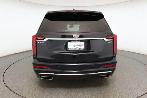 2021 Cadillac XT6 Premium Luxury FWD