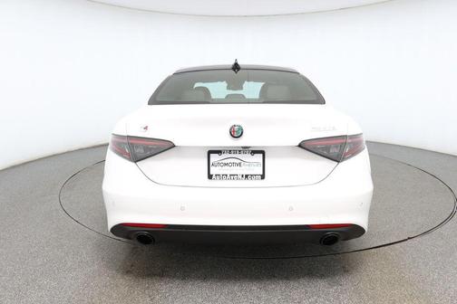 2024 Alfa Romeo Giulia Ti