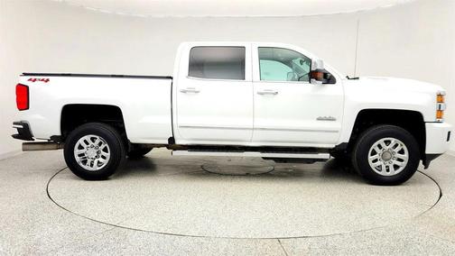 Summit White 2019 Chevrolet Silverado 3500 High Country