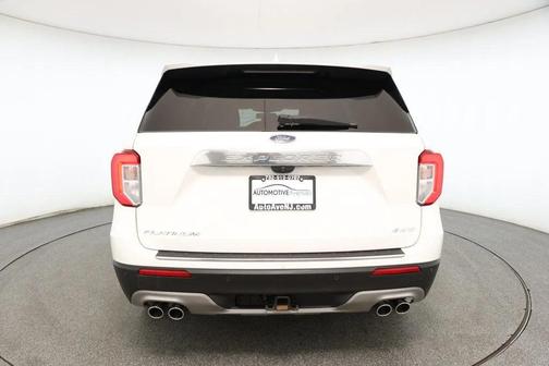 Star White Metallic Tri-Coat 2022 Ford Explorer Platinum