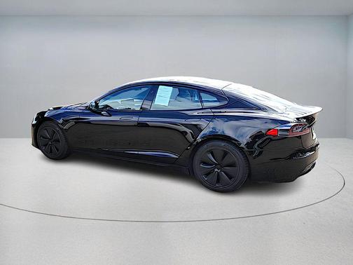 2021 Tesla Model S Plaid