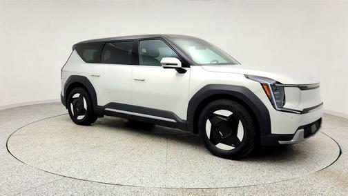 Ivory Silver 2026 Kia EV9 Light Short Range
